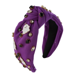 Détail du serre-tête d'Halloween en tricot violet avec petits fantômes et strass brillants