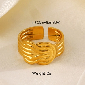 Detail of 18K gold plated knotted ring with 1.7CM adjustable inner diameter and 2g weight