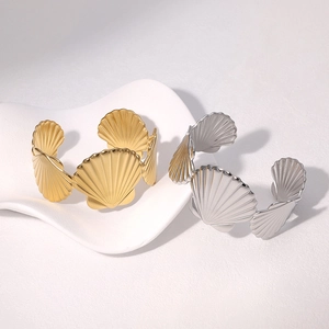 Stainless Steel Scallop Shell Open Cuff Bracelet For Women 18K Gold Plated Minimalist Bohemian Ocean Jewelry