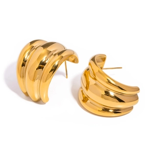 Boucles d'oreilles clous en forme de C plaquées or 18 carats en acier inoxydable chic