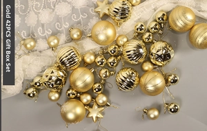 42pcs gold Christmas tree ornaments set with matte glitter and snowflake patterns
