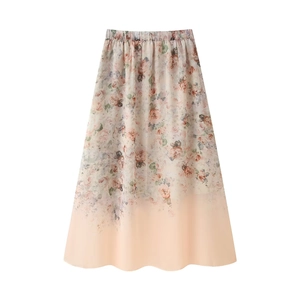 Vue détaillée de la jupe fleurie taille haute avec dégradé rose et orange