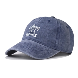 Casquette vintage bleu marine lavé avec broderie Strong AS A MOTHER pour femme