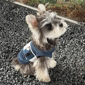 Gilet de protection solaire bleu foncé pour chien avec filet respirant et poche zippée