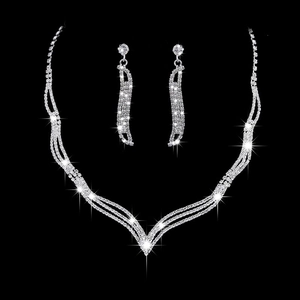 Set gioielli da sposa con collana a goccia in zircone e orecchini pendenti