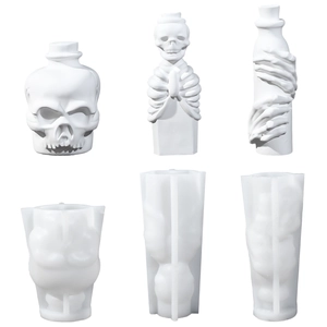 3D-schedel en skelethand siliconen mallen met afgewerkte hars gothic decorstukken