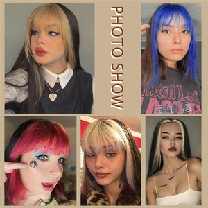 Perruque longue et droite avec mèches blondes et frange en cinq options de couleurs