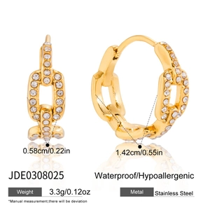 Détail de boucles d'oreilles chaîne en acier doré et zircon blanc, 1,42cm diamètre