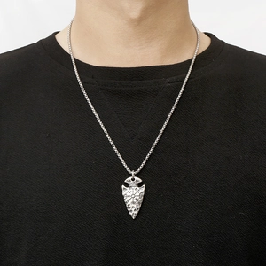 Men's silver Viking Vegvisir compass arrow pendant on a sleek steel box chain