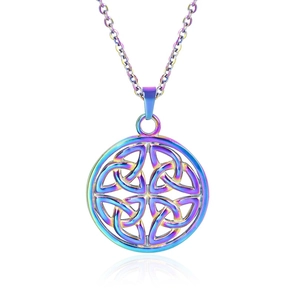 Détail du pendentif nœud celtique rond irisé avec finition arc-en-ciel métallique