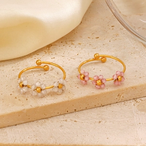 Adjustable gold plated flower ring with sparkling zircon petals in pink and clear colors