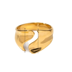 Bague ouverte en acier inoxydable doré au design irrégulier et aux lignes fluides