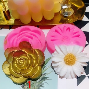 Detailed silicone daisy and rose flower molds for cake decor and soap making