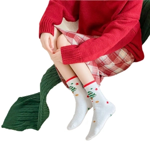 Chaussettes de Noël douces en polaire corail avec motifs de renne et sapin