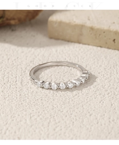 Macro shot of S925 sterling silver stacking ring with VVS1 moissanite stones