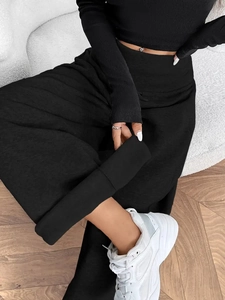 Women's casual wide-leg black trousers with elastic drawstring waist and loose fit