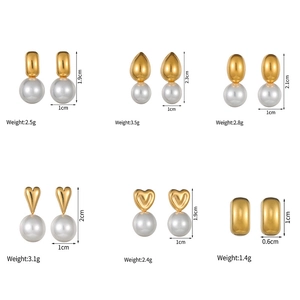 Detailed size specifications for pearl gold earrings with weight and dimensions info
