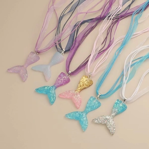 Collier Pendentif Queue De Sirène Résine Dégradée Paillettes Avec Chaîne En Acier Inoxydable Et Ruban De Satin Bijoux Enfants