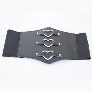 Cintura a corsetto nera larga con tre fibbie a cuore d'argento e fascia elastica