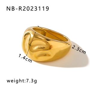 Detailed size specifications of gold irregular heart ring with 7.3g weight data