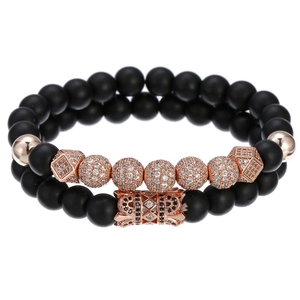 Ensemble de bracelets en perles noires mates avec charms couronne en or rose et zircon