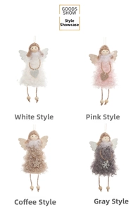 Détail de quatre ornements d'ange en peluche blanc, rose, marron et gris avec ailes pailletées