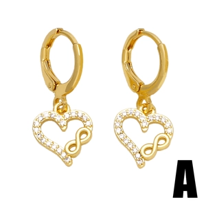 Goldene Creolen mit glitzernden Diamantherzen und Unendlichkeitssymbol-Details
