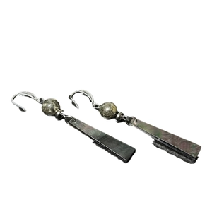 New Chinese style S925 silver earrings with pyrite beads and black shell pendants