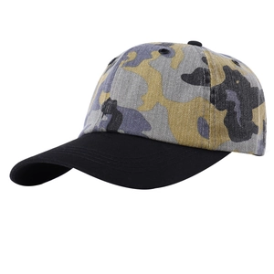 Unisex camouflage baseball cap with washed vintage design and black brim for outdoor sports