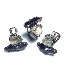 Vintage bronze rings set with natural irregular purple amethyst and yellow raw stones