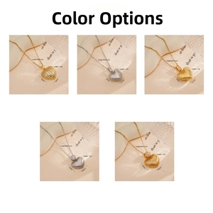 Detail view of heart pendant necklaces showing dimensions 18mm-23mm and 40cm chain length