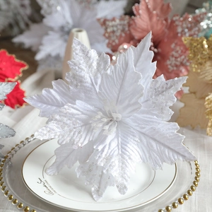 Funkelnder weißer Weihnachtsstern aus Samt mit Pailletten für Weihnachtsdekoration