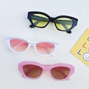 Three colors of retro cat-eye sunglasses with UV400 protection in a vertical layout