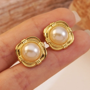 Vintage Square Faux Artificial Pearl Stud Earrings Stainless Steel Gold Plated Textured Design Fashion Jewelry For Women Elegant
