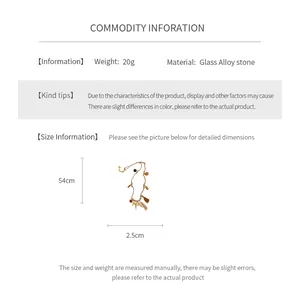 Size chart showing 54cm woven horse pendant necklace weight and material specifications