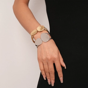 Minimalist double-layer irregular geometric open bracelets in gold and silver finish