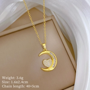 Dettagli della collana con ciondolo a luna e cuore con dimensioni e peso specificati