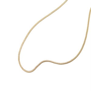Macro shot of delicate gold-plated S925 sterling silver adjustable chain necklace links