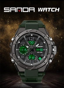 Dettaglio dell'orologio sportivo SANDA con cinturino verde e impermeabilità 50 m