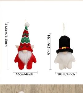 Dimensions détaillées des nains de Noël tricotés avec étiquettes de hauteur et largeur