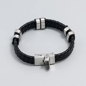 Bracelet tressé en cuir noir pour homme avec perles et fermoir en acier inoxydable
