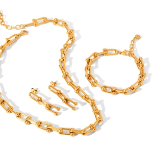 Gepolijste gouden sieradenset met hoefijzer-schakelketting, armband en oorbellen voor dames