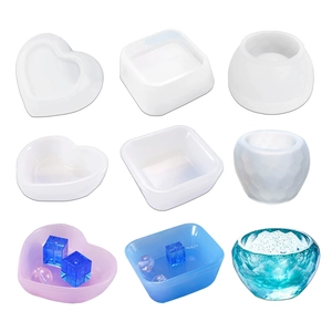 DIY silicone molds for heart and square resin storage dishes with finished samples