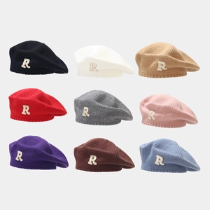 Knitted Beret Hat Women Embroidered Letter R Autumn Winter Warm Outdoor French Painter Cap Retro Chic Versatile Accessory