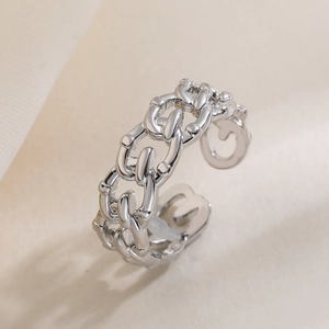 Minimalist silver chain link open ring with high-polished metallic texture for women
