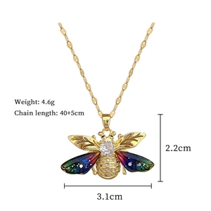 Detail of gold bee necklace with colorful enamel wings, 40+5cm chain and size specs