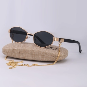 Fashionable round-frame women's sunglasses with gold chain and brown case
