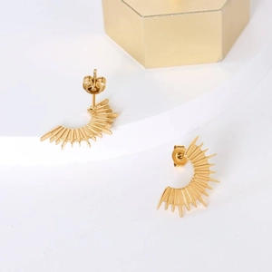 French vintage sunburst half-moon C-shaped earrings in 18K gold plated titanium steel