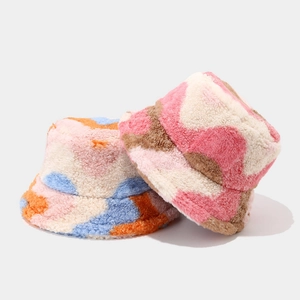Bobs épais en polaire imitation mouton avec motifs camouflage bleu et patchwork rose chaud