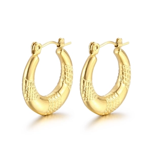 U-shaped 18K gold plated stainless steel earrings with textured snake scale pattern
